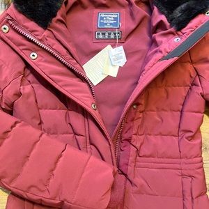 Maroon/burgundy winter coat from Abercrombie & Fitch new with tags.